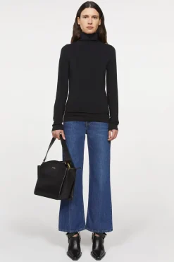 Kiena Turtle Neck