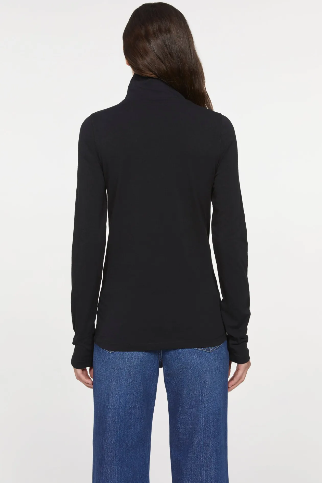 Kiena Turtle Neck